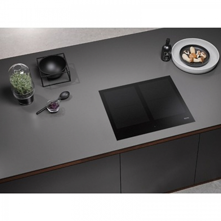ΕΣΤΙΑ ΕΠΑΓΩΓΙΚΗ KM 7564 FL BLACK MIELE