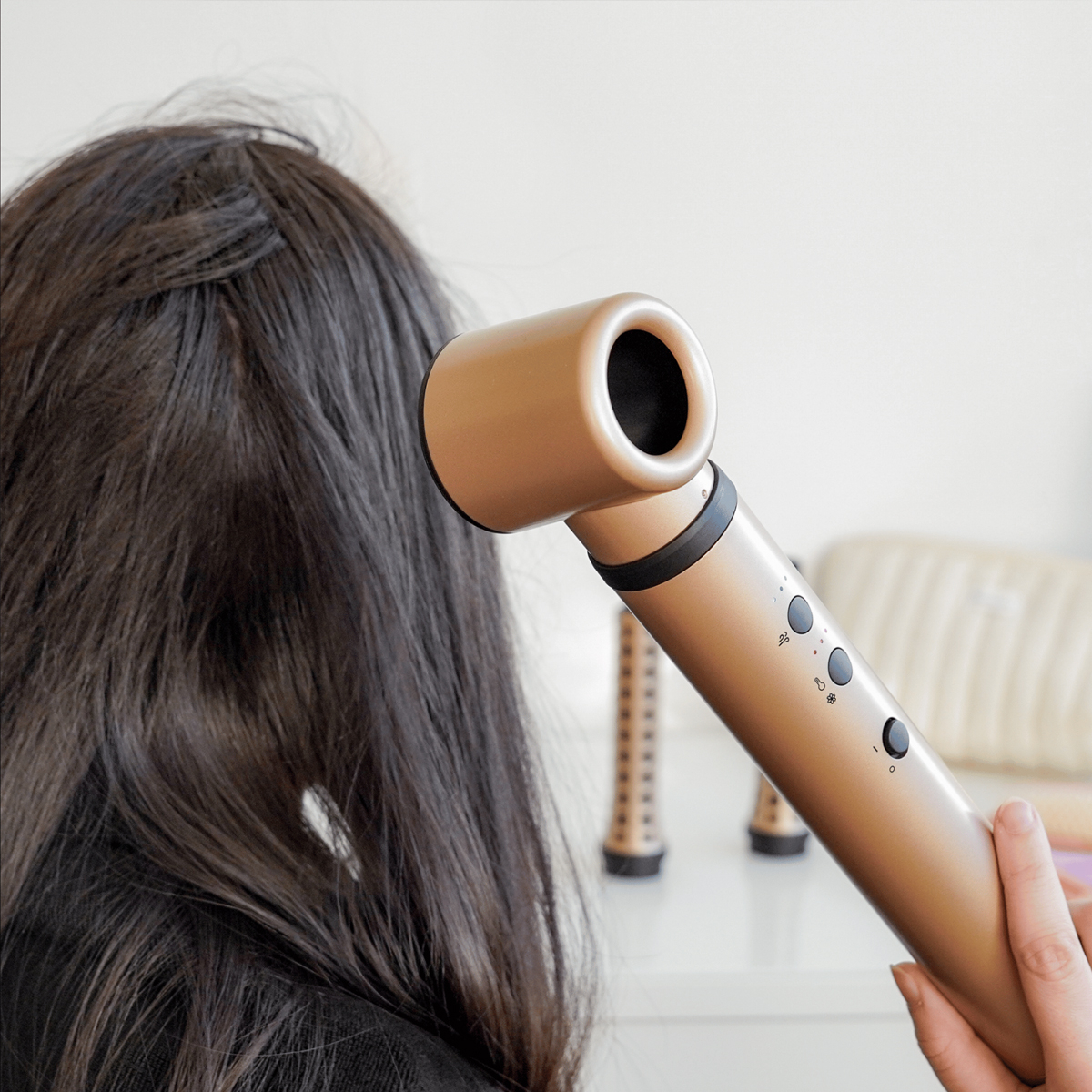 ΣΕΣΟΥΑΡ ΜΑΛΛΙΩΝ 4 ΣΕ 1 AIRFLOW STYLER 20035 DEMELISS
